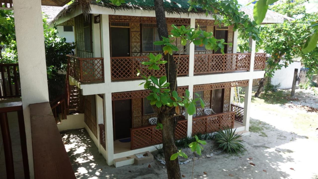 The Shark'S Tail Dive Center Hotell Daanbantayan Eksteriør bilde