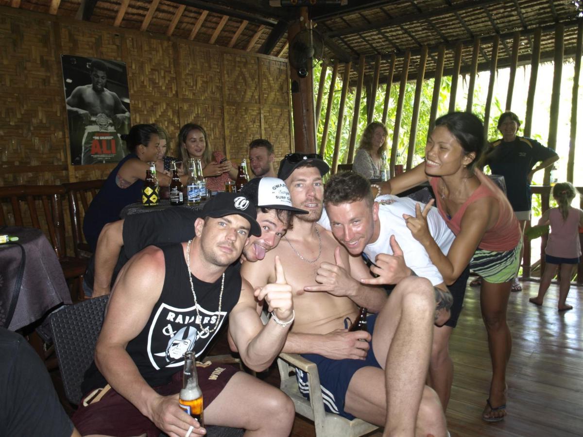 The Shark'S Tail Dive Center Hotell Daanbantayan Eksteriør bilde